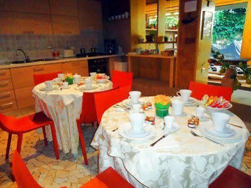 B&B Cottage Dei Consoli Sant'Agata Li Battiati Buitenkant foto